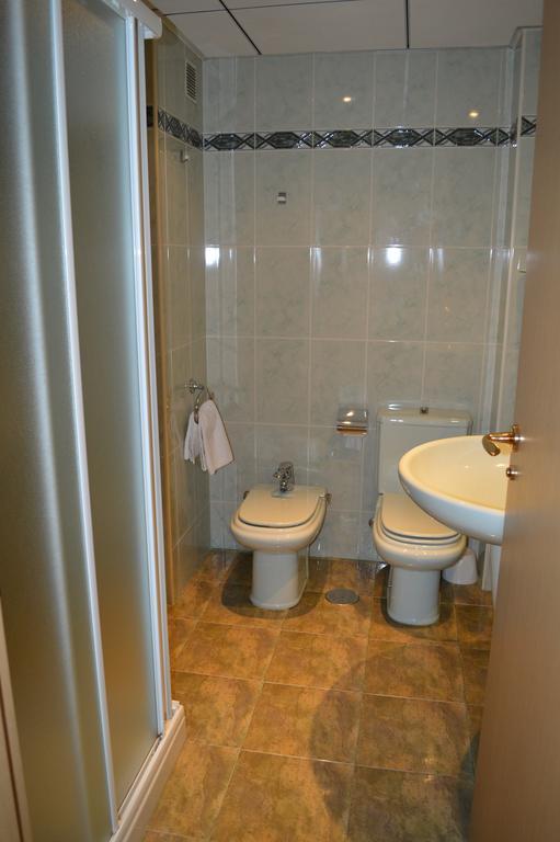 Hotel Don Pelayo Arbós Esterno foto