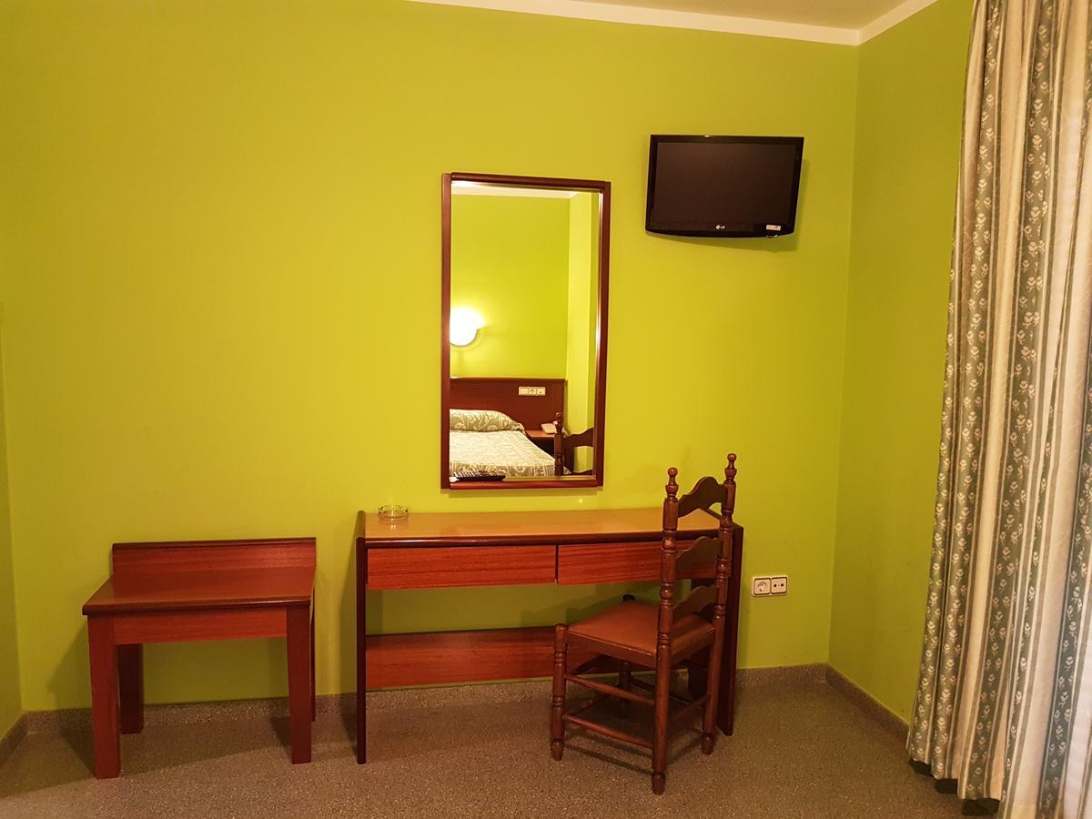 Hotel Don Pelayo Arbós Esterno foto