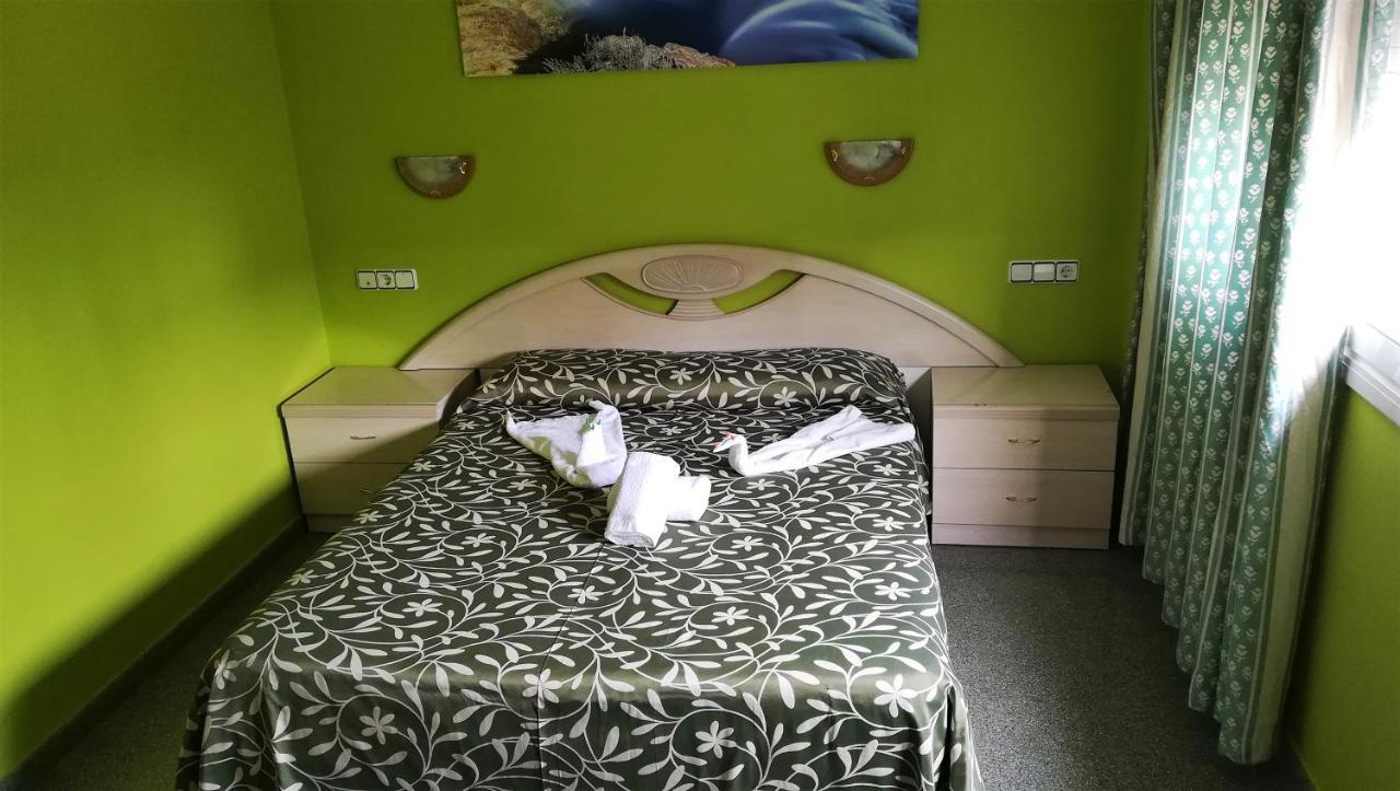 Hotel Don Pelayo Arbós Esterno foto